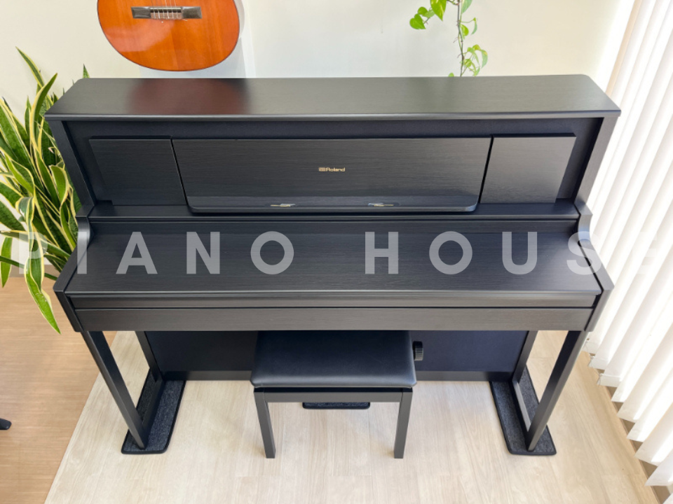 ROLAND LX-706 GPKR - Ảnh thực tế 3